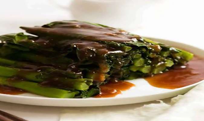 Steamed Chinese Vege in Oyster Sauce