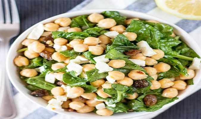 Chickpeas & Spinach Salan (Vegan):