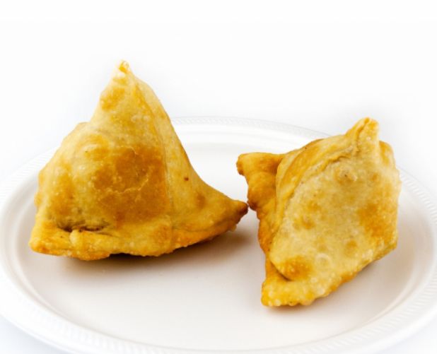 Vegetable Samosa (2 Pcs)