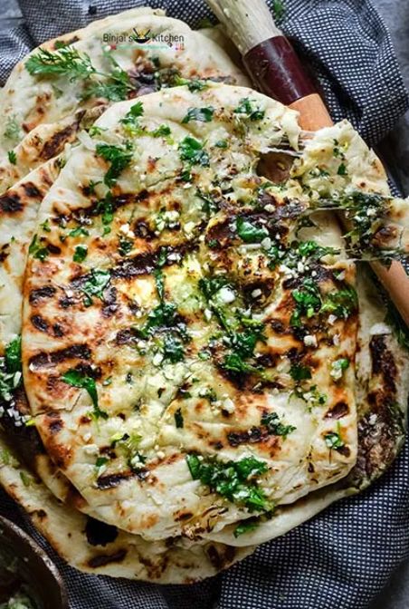 Spinach & Cheese Naan