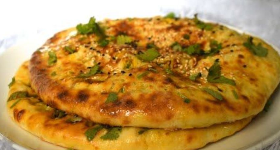 Chicken & Cheese Naan