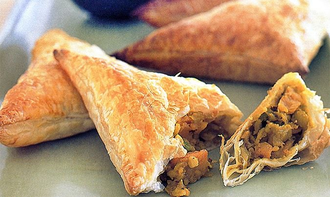 Meat Samosa (2 pieces)