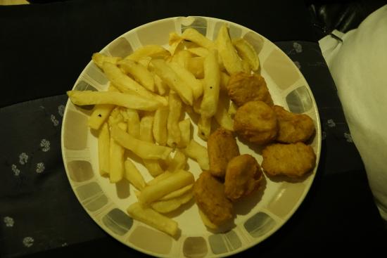 Chicken Nuggets & Chips