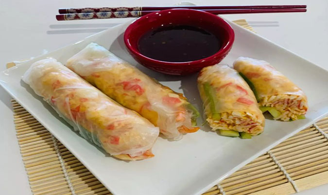 Hot and Spicy Pork Rice Paper Roll
