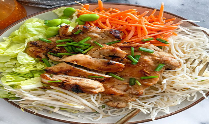 Grilled Chicken Rice Vermicelli Salad