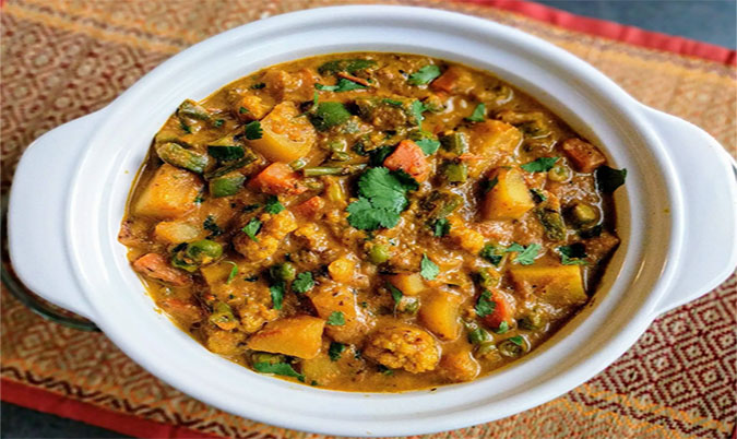 Mixed Vegetable Curry (Medium)