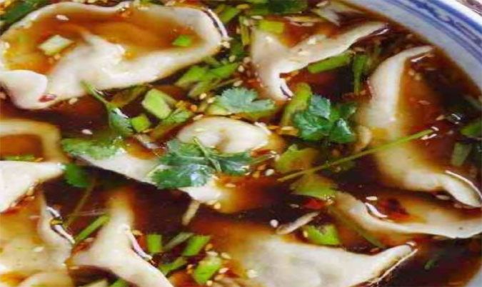 Dumplings in Hot and Sour Soup