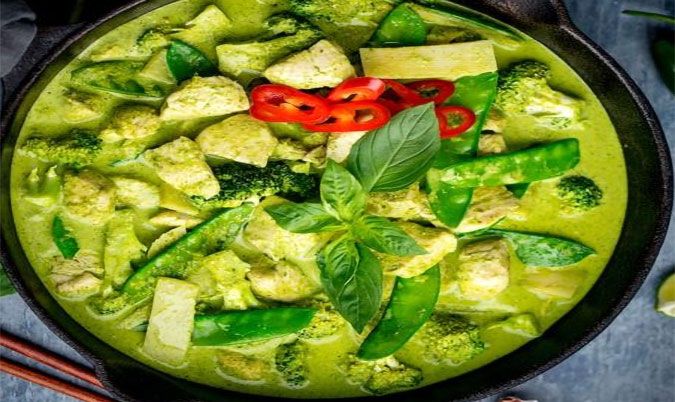 Green Curry (Hot) - Classic Curries