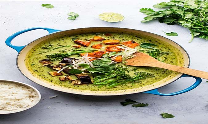 Green Curry (Hot) - Classic Vegetarians - Curries