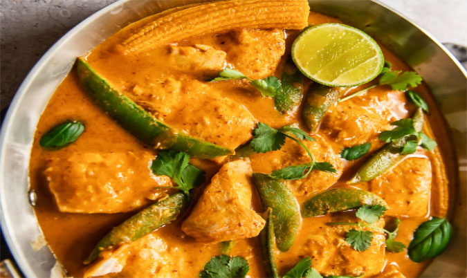 Salmon in Red or Green Curry (GF) (Spicy)