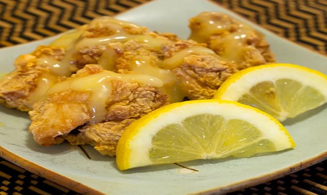 Fried Chicken with Lemon Sauce (With Bone)