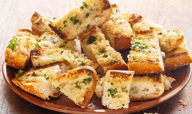 Traditional Garlic Bread