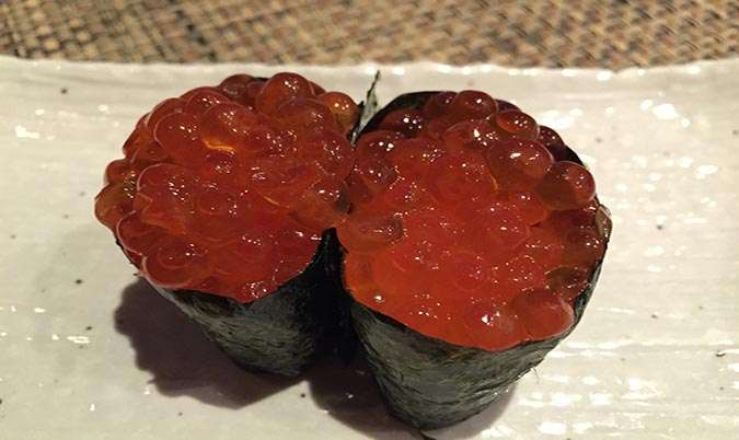 Ikura Hand Roll( Salmon Caviar)