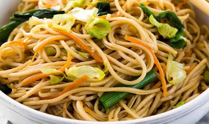 1 X chow mein with soft or crispy noodles