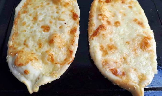 Cheese Pide