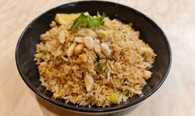 Khao Pad Pu (Crab Meat fried rice)