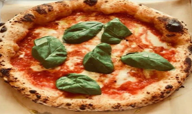 Napolitana Pizza