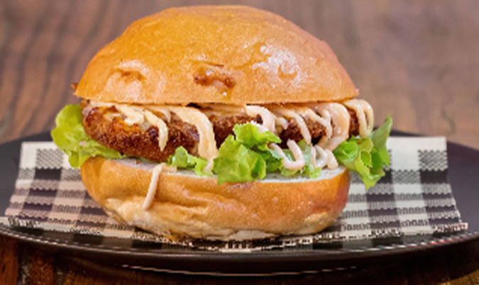 DEN'S CHICKEN BURGER