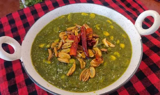 Corn and Bhuna Lehsuni Palak