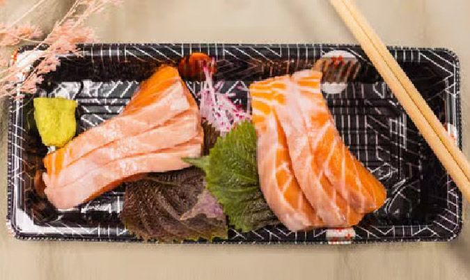 Salmon Sashimi 6 Pieces