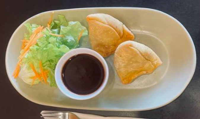 Vegetable Samosa - 2 Pieces