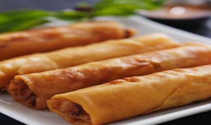 Chicken Schezwan Spring Rolls