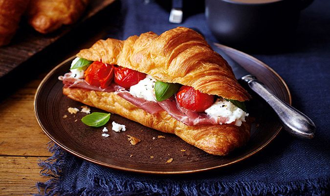 Cheese Tomato Croissant