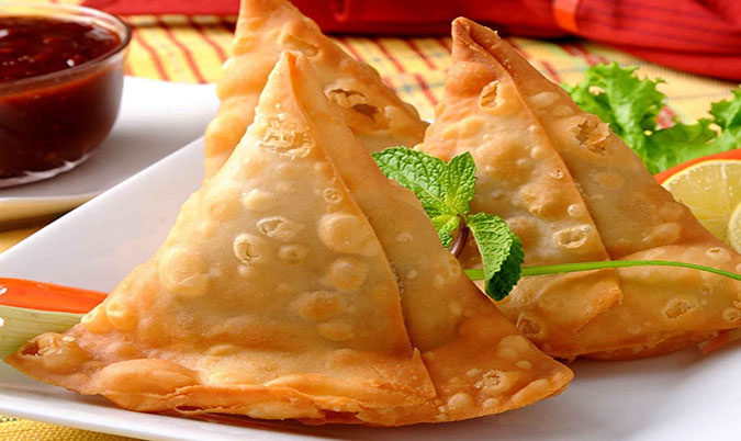 Vegetable Samosa (V)