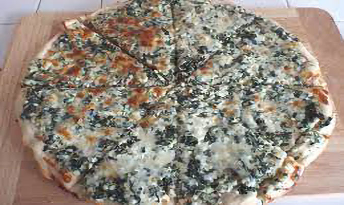 Spinach & Cottage Cheese Pizza (V)