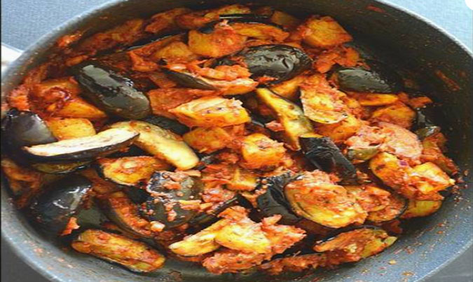 Gulzar Achari Baingan (V)