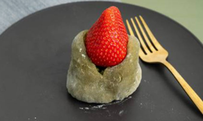 Premium Strawberry Mochi - Matcha