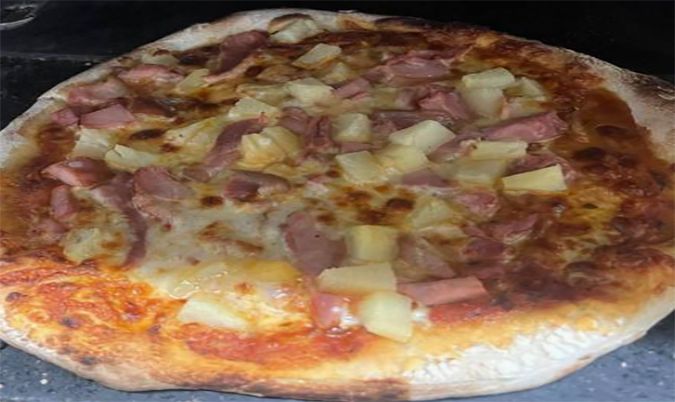 Hawaiian Pizza