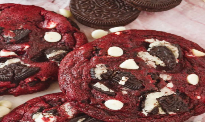 Red Velvet Smore's Biscoff Cookie