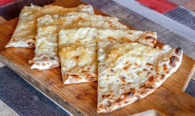 Cheese & Garlic Naan