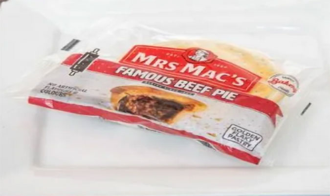 Mrs Mac Beef Pie