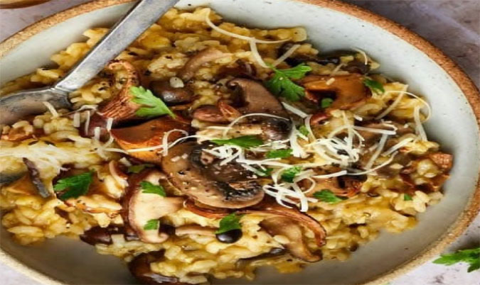 RISOTTO WITH PORCINI MUSHROOMS