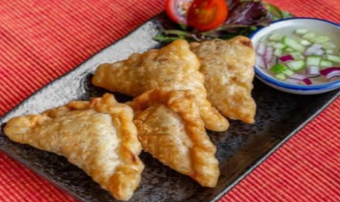 Chicken Curry Puffs