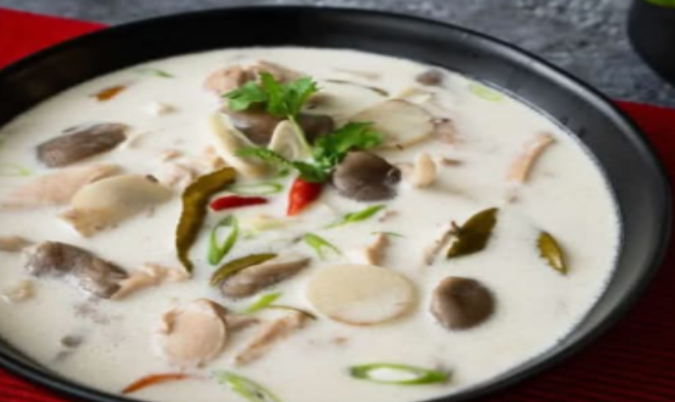 Tom Kha