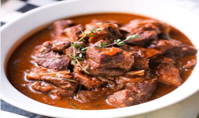 Noodles w Braised Beef in Red Wine Sauce