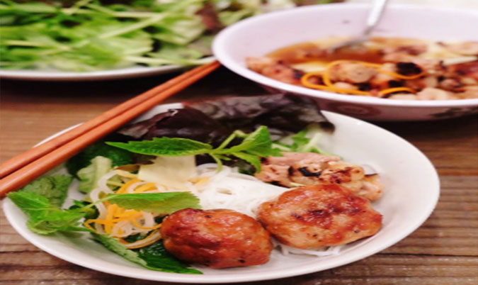 Grilled Pork Patties with Vermicelli