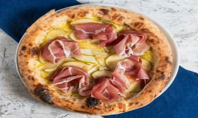 Pear and Prosciutto Pizza