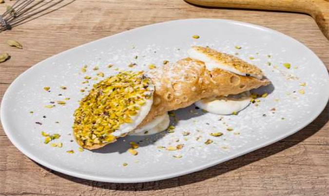 Cannoli with Ricotta Cheese