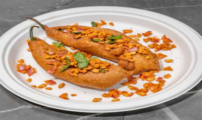 3 Masala Mirchi Bajji