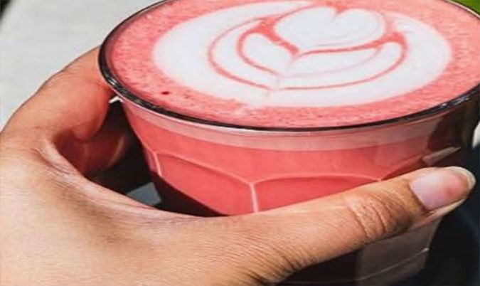 Blended Red Velvet Latte