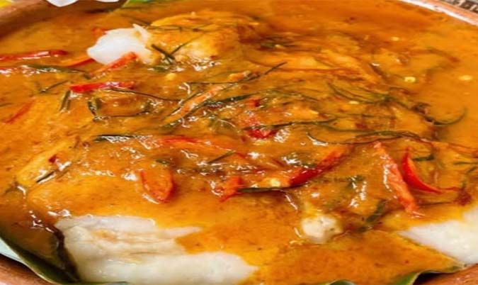 Steam Red Curry Fish (Hor Mok Pla)