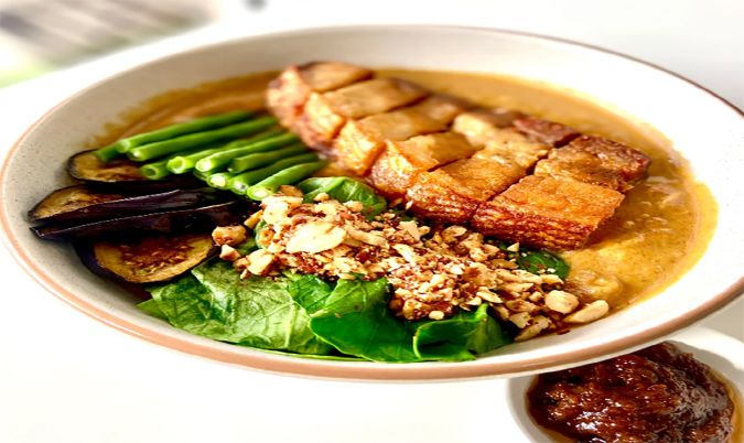 CRISPY PORK BELLY KARE KARE
