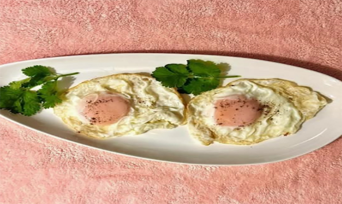 L6-Half Fried Eggs (2 Pieces)