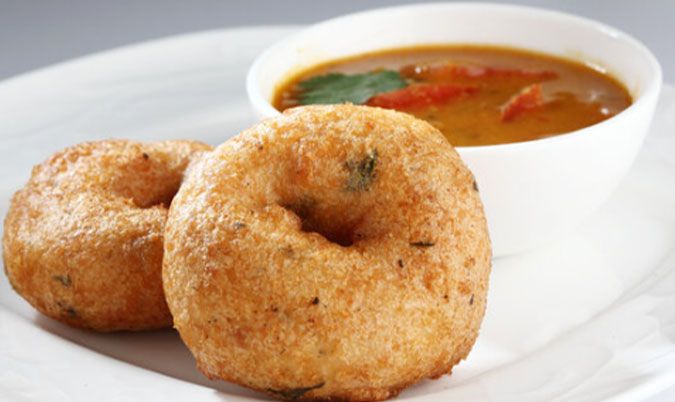 Vada with Sambar (2PC)