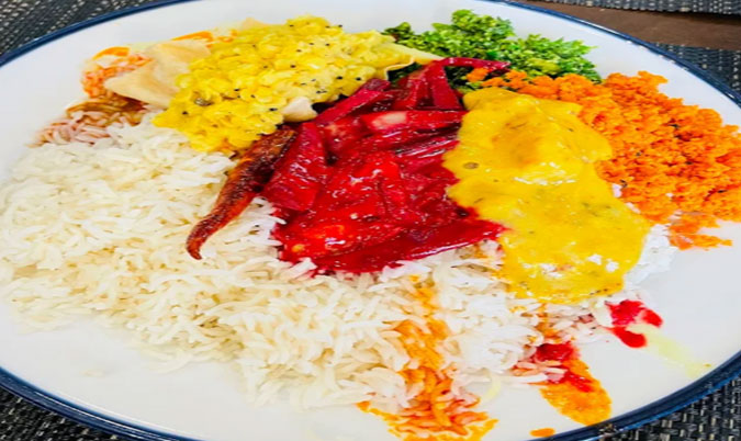 Rice & Curry Fish (Served with 4 Veggies, Papadum & Fried Chilli)