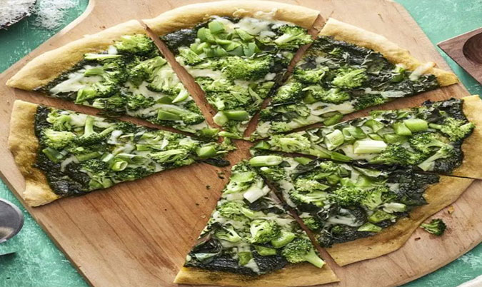 Hariyala Paneer Pizza